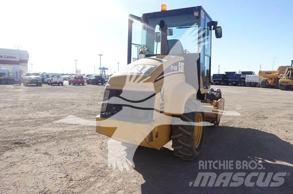 CAT CP-433E Грунтові котки