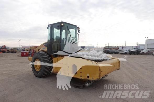 CAT CP-573E Грунтові котки