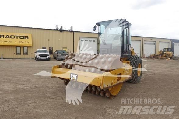 CAT CP54 Грунтові котки