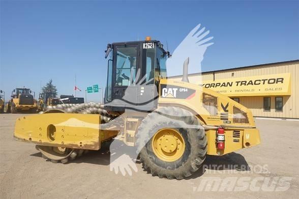CAT CP64 Грунтові котки