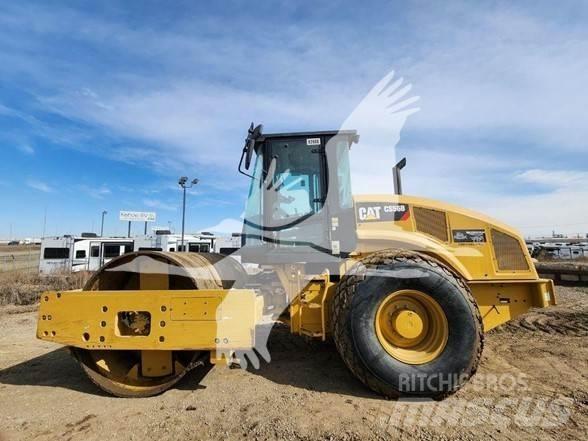 CAT CS56B Грунтові котки