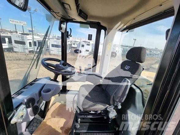 CAT CS56B Грунтові котки
