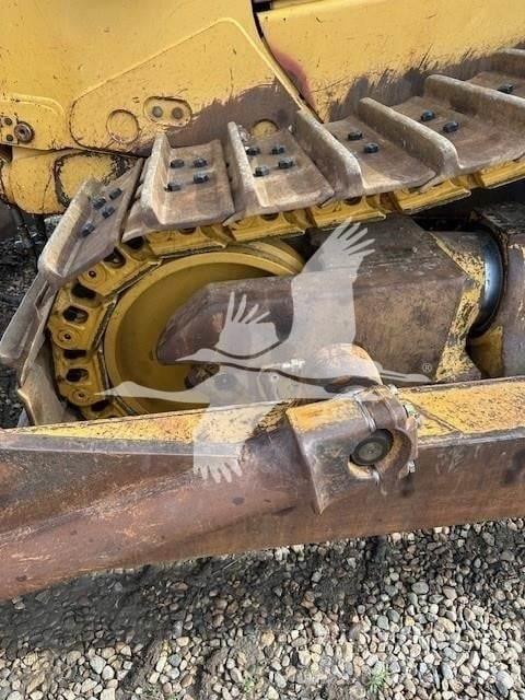 CAT D8T Гусеничні бульдозери