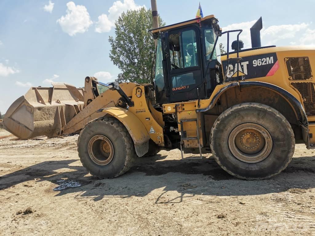 CAT 962 M Фронтальні навантажувачі