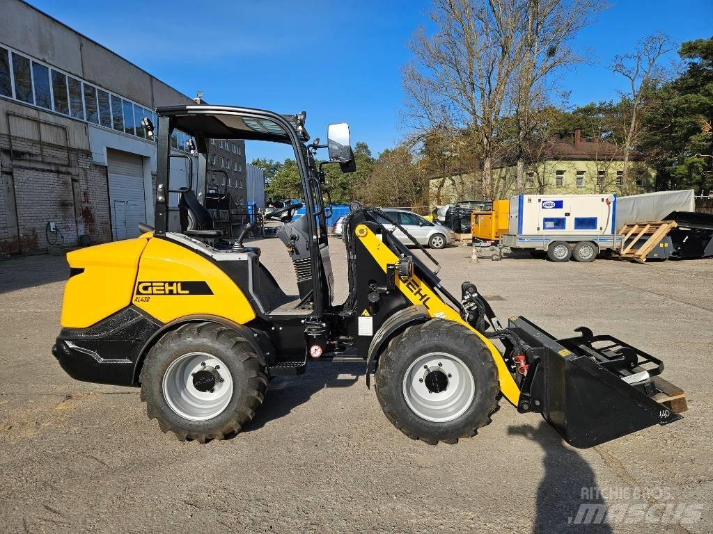 Gehl AL430 Навантажувачі зі змінним робочим обладнанням