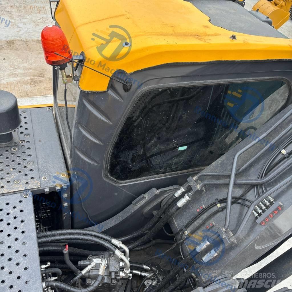 Volvo EC210 Гусеничні екскаватори