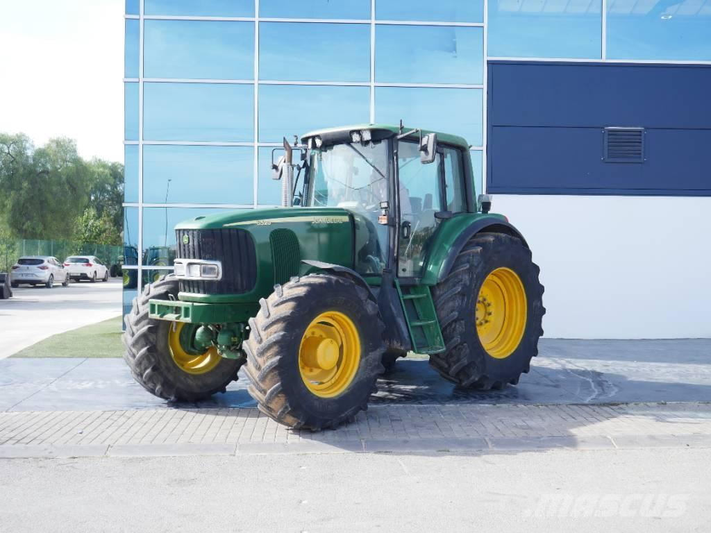 John Deere 6520 Трактори