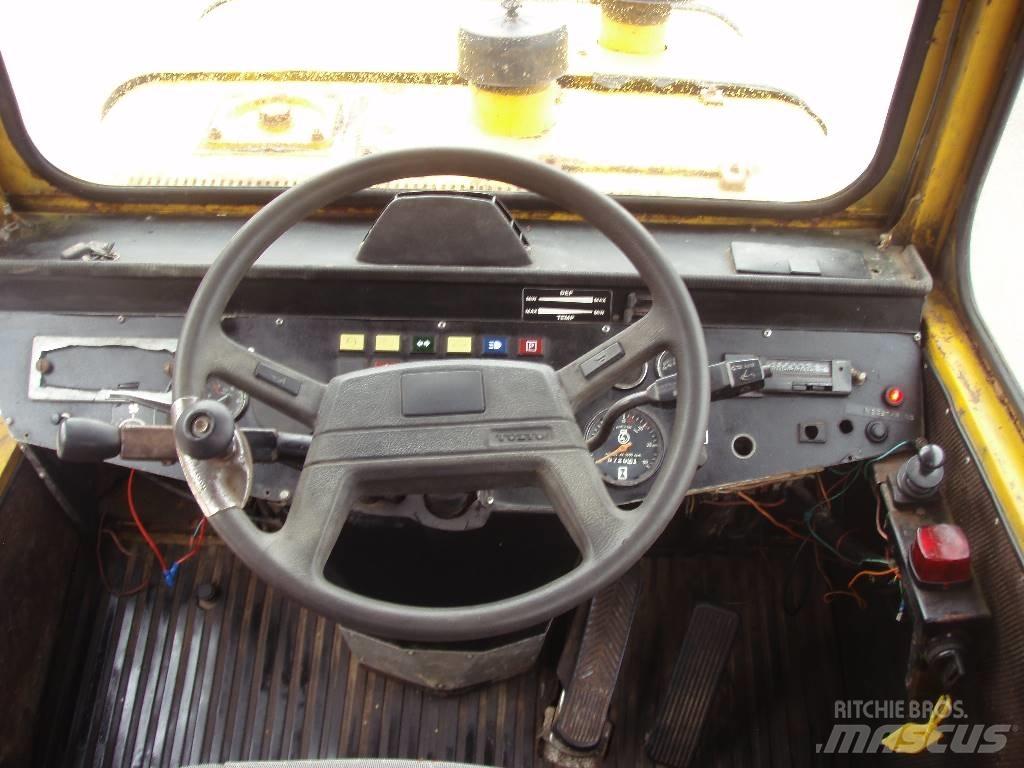 Volvo BM 861 6+6 Зчленовані самоскиди