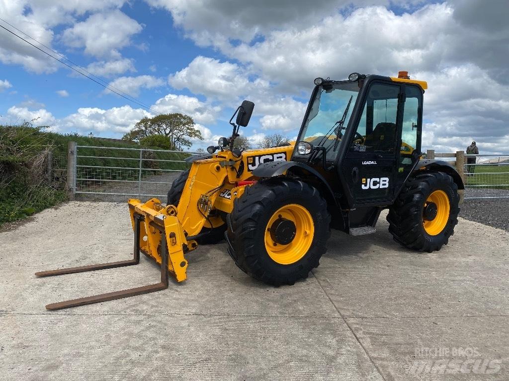 JCB 526-56 Agri Телескопічний навантажувач