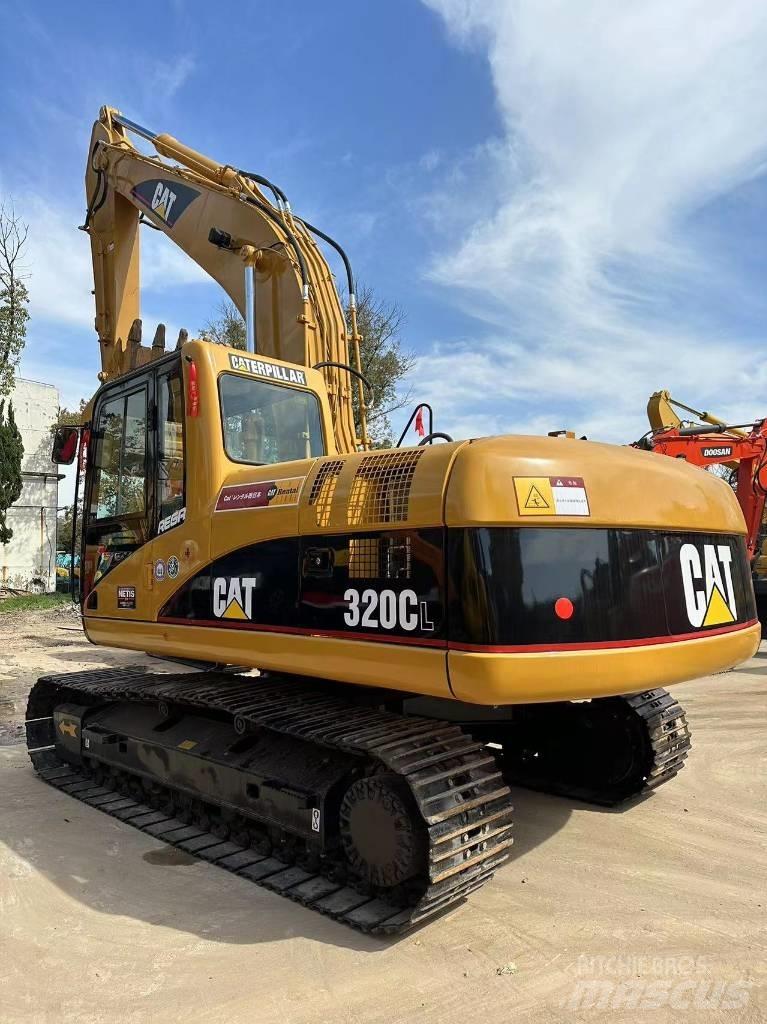 CAT 320 C L Гусеничні екскаватори