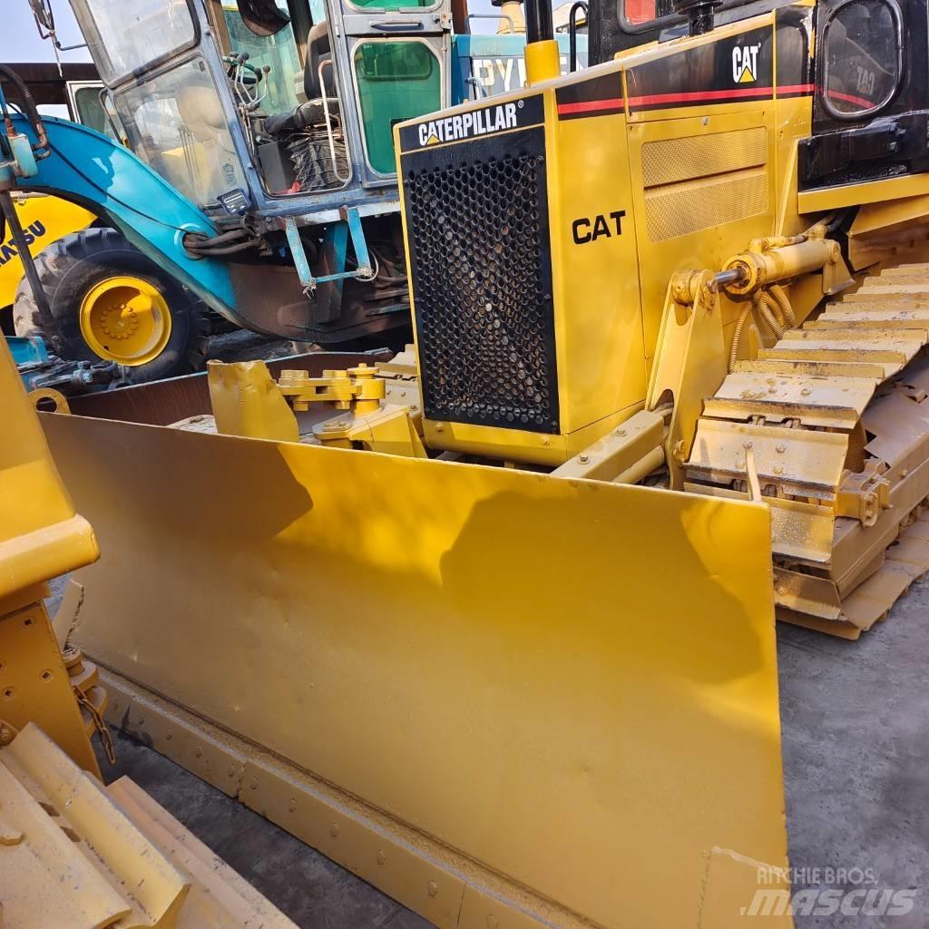 CAT D 4 C Гусеничні бульдозери