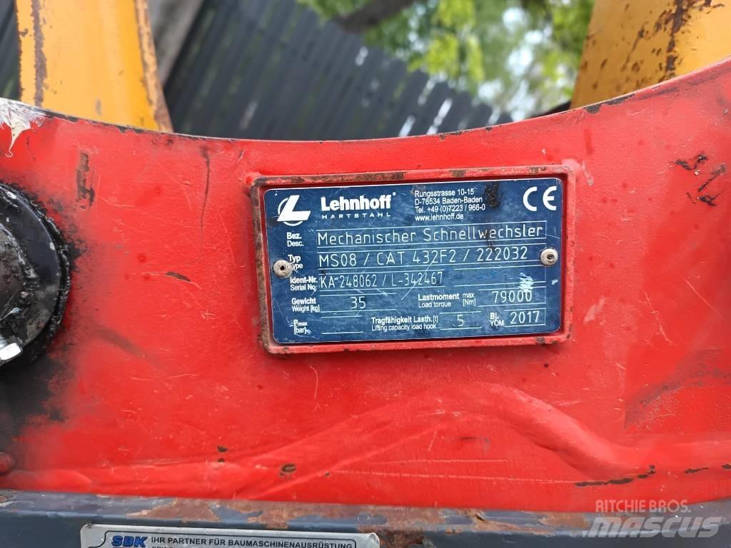 CAT 432 Екскаватори-навантажувачі
