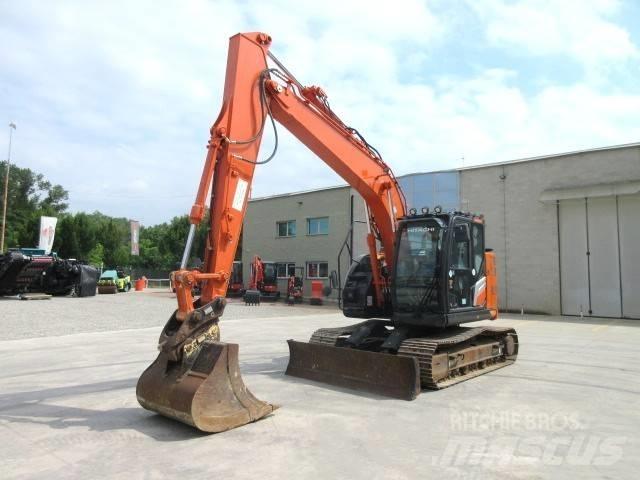 Hitachi ZX 135 US-7 Гусеничні екскаватори