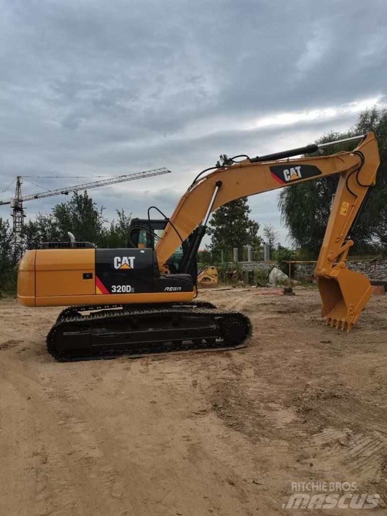 CAT 320 D Гусеничні екскаватори