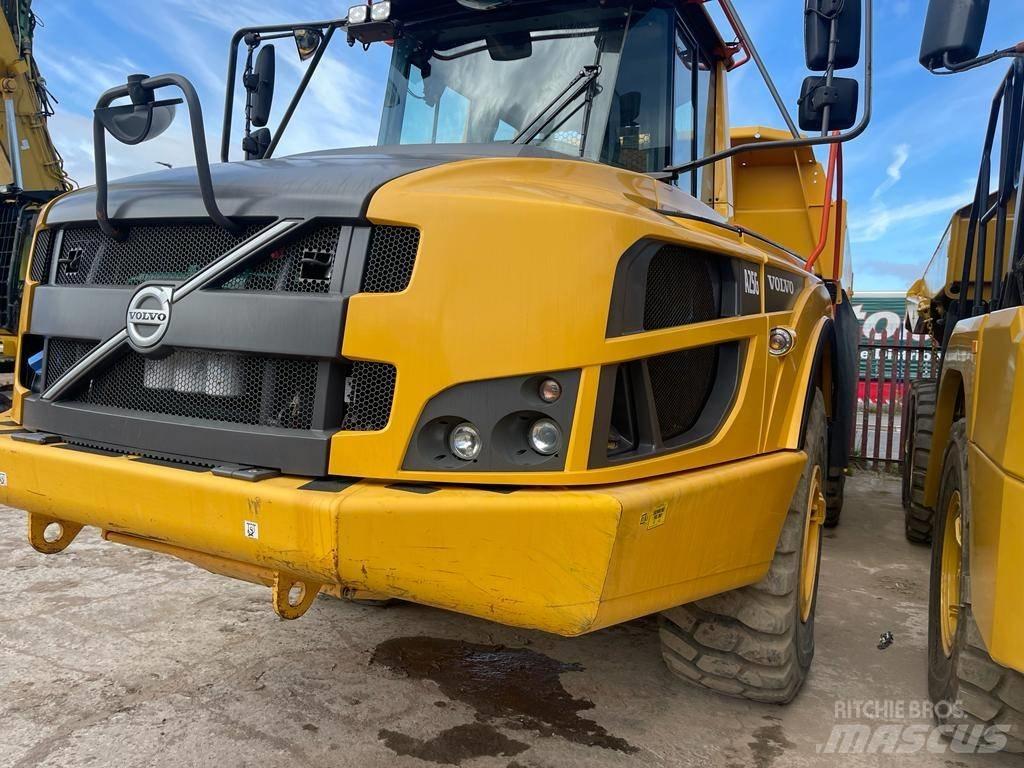 Volvo A 25 G Зчленовані самоскиди