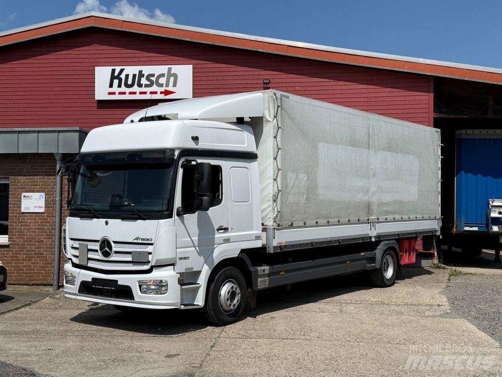 Mercedes-Benz 1530L Тентовані вантажівки