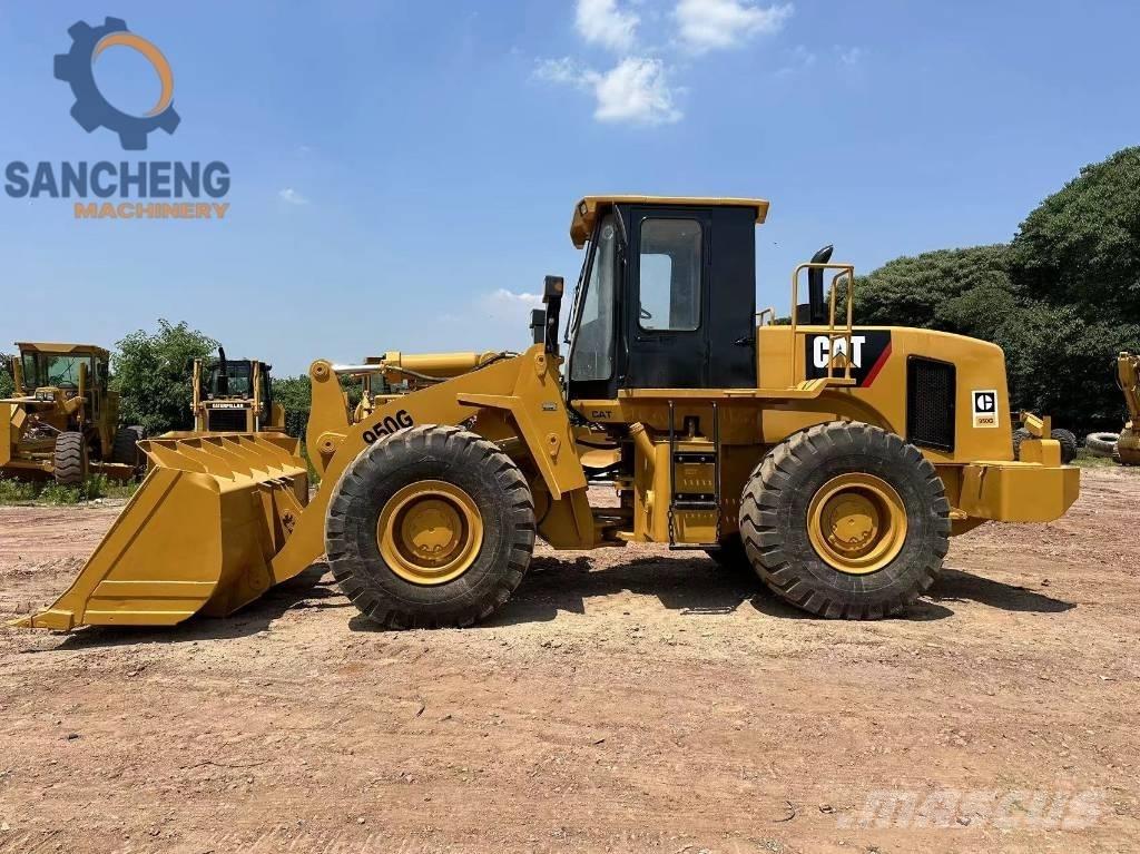 CAT 950G Фронтальні навантажувачі