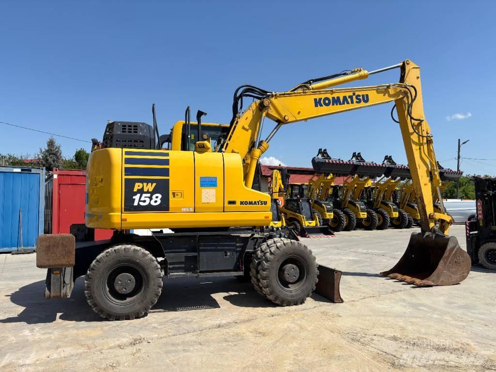Komatsu PW 158-11 Колісні екскаватори