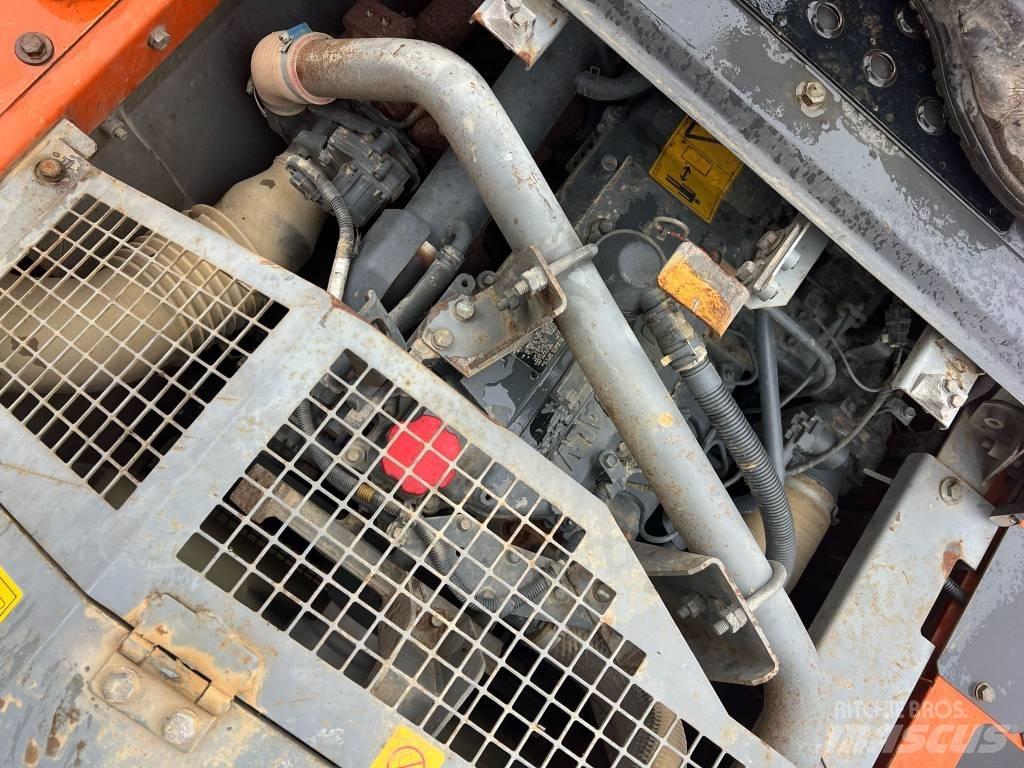 Hitachi ZX 290-5B Гусеничні екскаватори