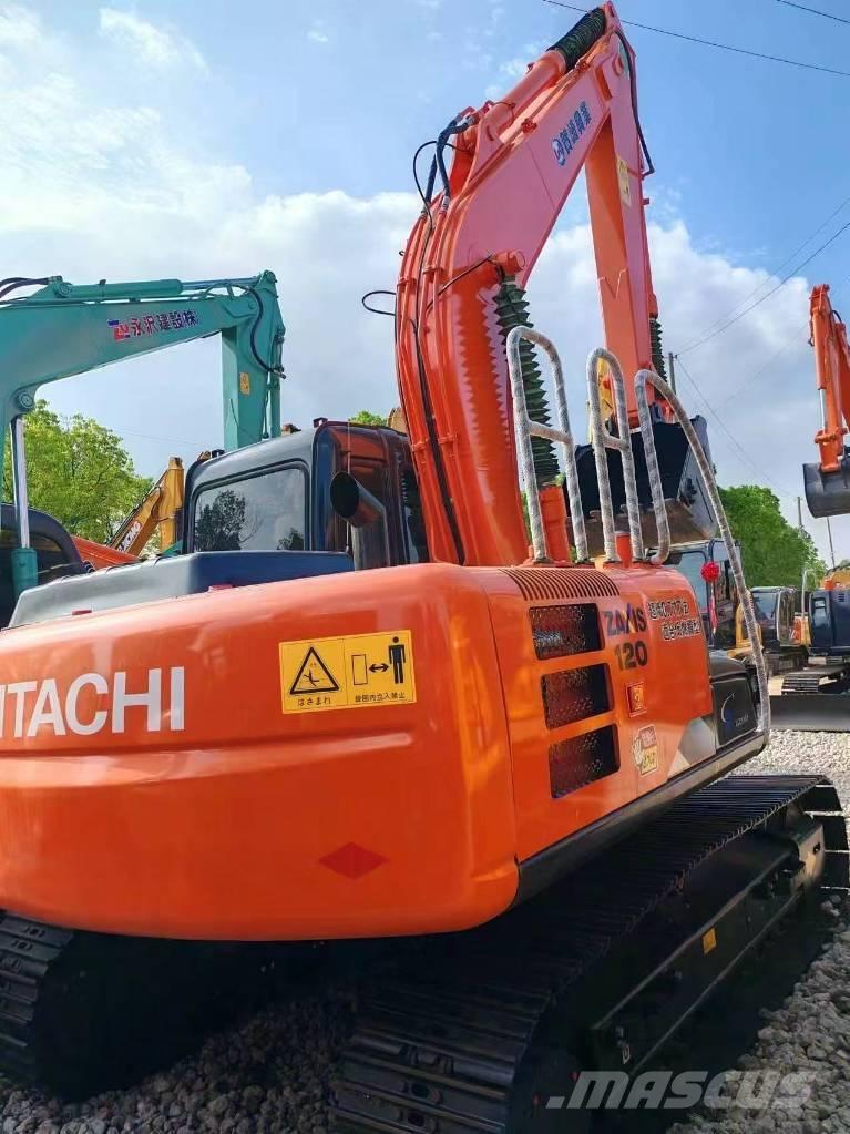 Hitachi ZX 120 Гусеничні екскаватори
