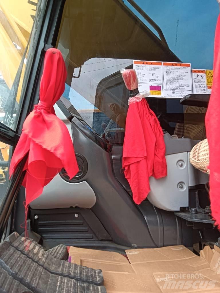 Komatsu PC 200-8 Гусеничні екскаватори