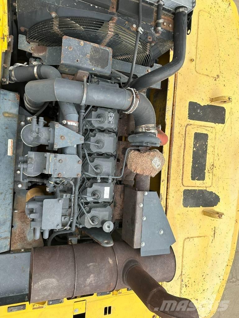 Komatsu PC 400-7 Гусеничні екскаватори