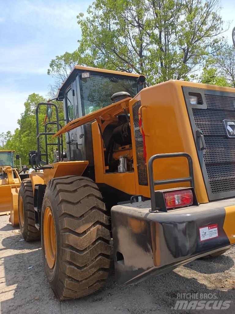 XCMG ZL50GN Фронтальні навантажувачі