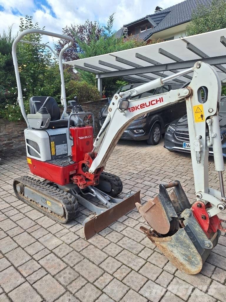 Takeuchi TB 210 R Міні-екскаватори < 7т