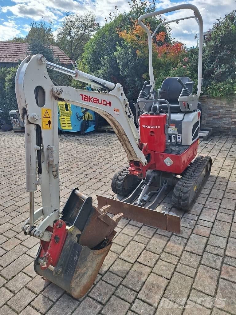 Takeuchi TB 210 R Міні-екскаватори < 7т
