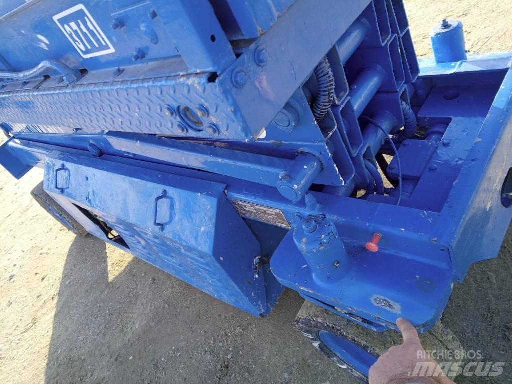 JLG 2033 COMMANDER Підйомники-ножиці