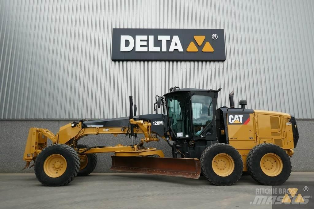 CAT 120M2 Грейдери