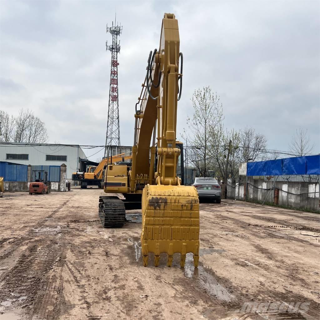 CAT 320 B Гусеничні екскаватори