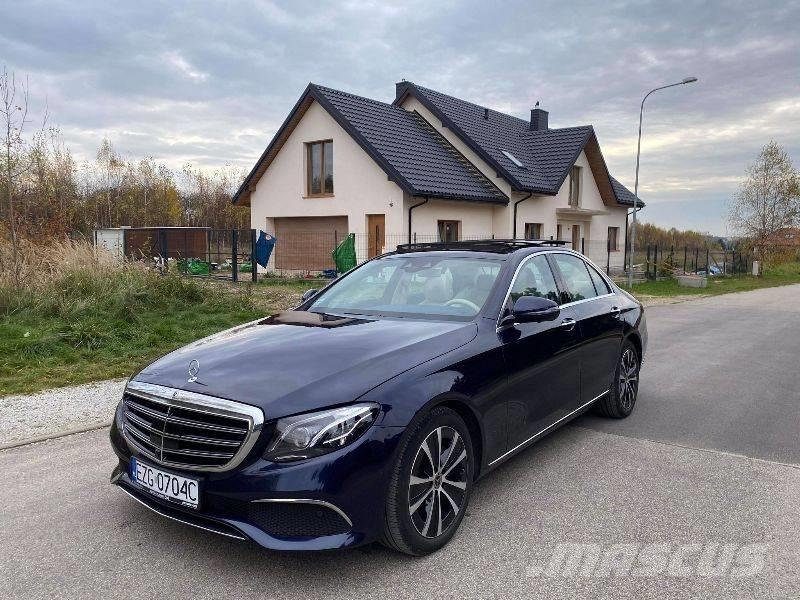 Mercedes-Benz E 300D Автомобілі
