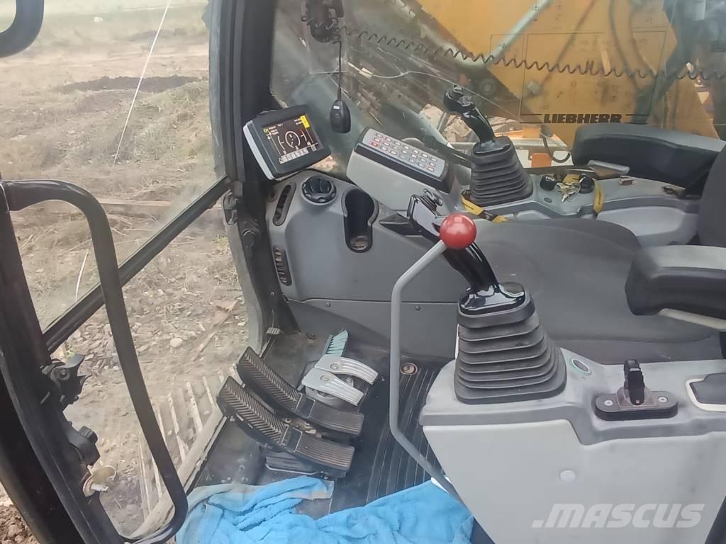 Liebherr R 918 NLC Гусеничні екскаватори