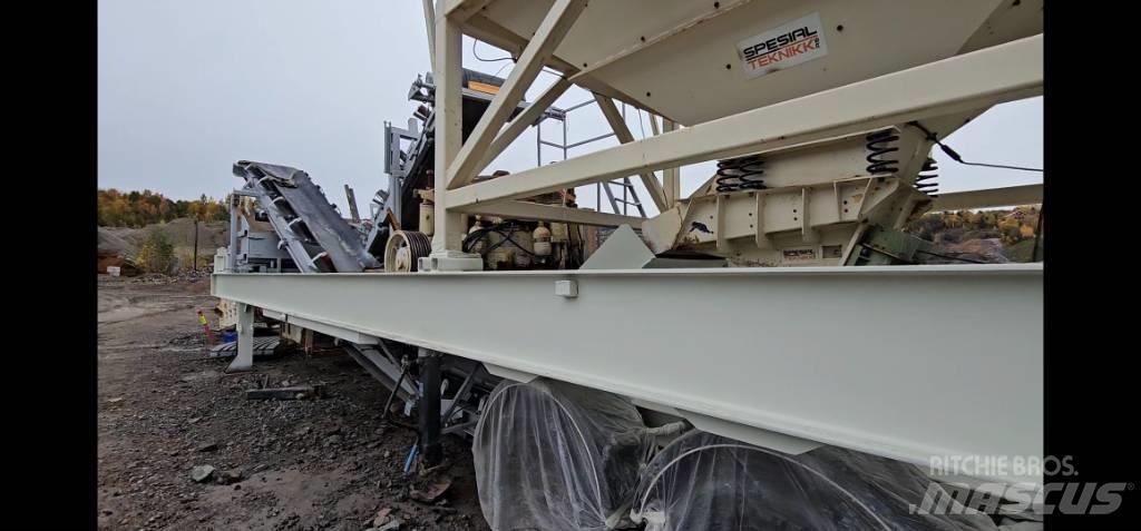 Metso HP200 Mobile Мобільні дробарки