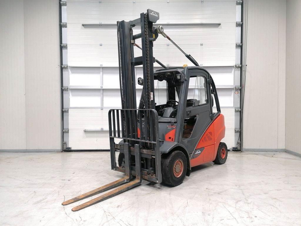 Linde H30D-02 Дизельні навантажувачі