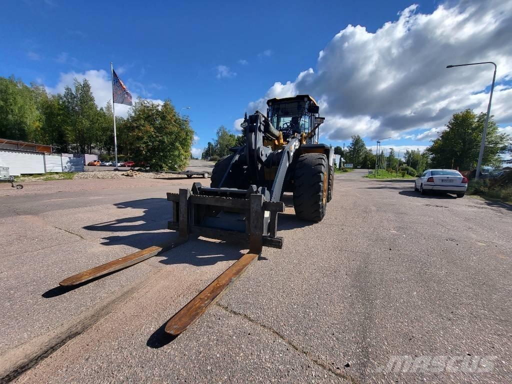JCB 457 ZX Фронтальні навантажувачі