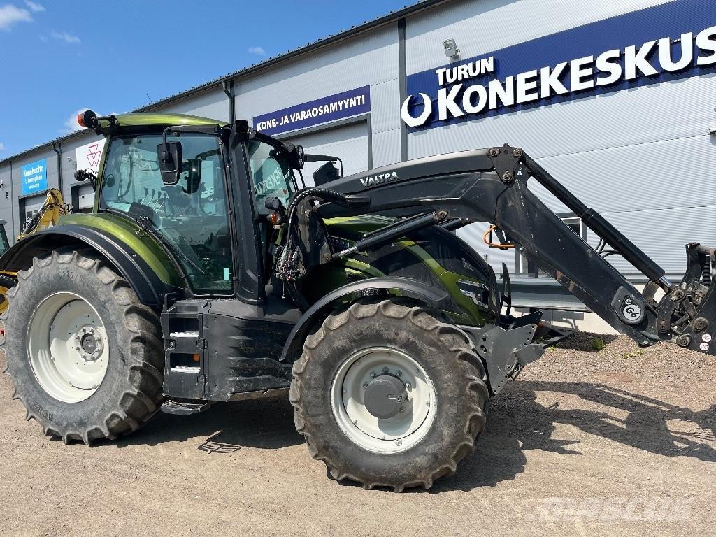Valtra T 145 Трактори