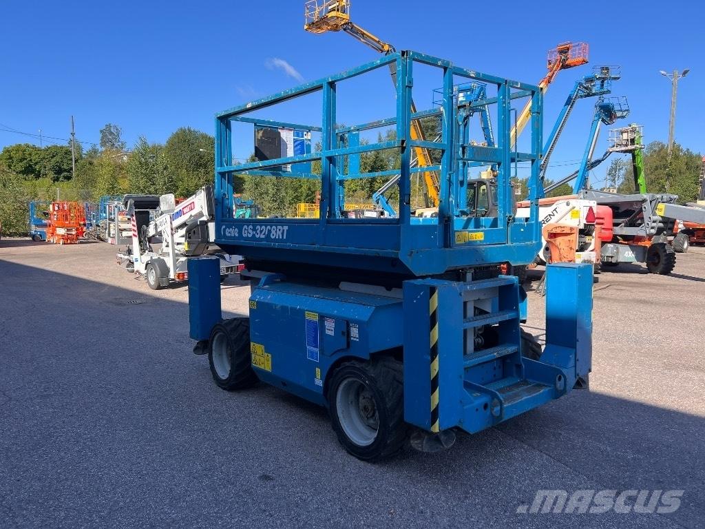 Genie GS 3268 RT Підйомники-ножиці