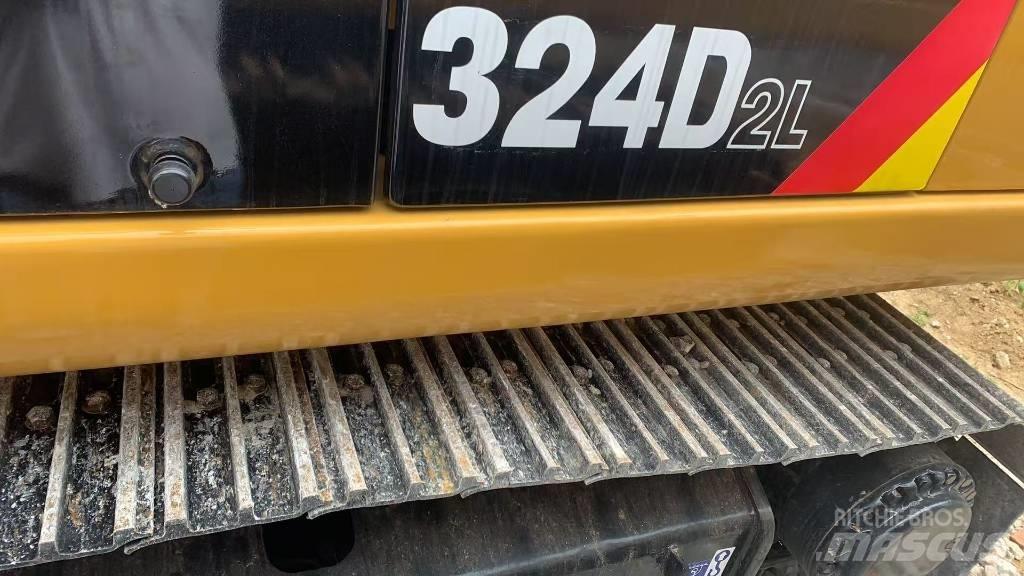 CAT 324 Гусеничні екскаватори