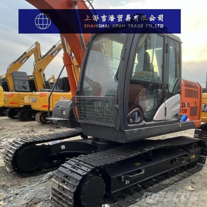 Hitachi ZX 130 Гусеничні екскаватори