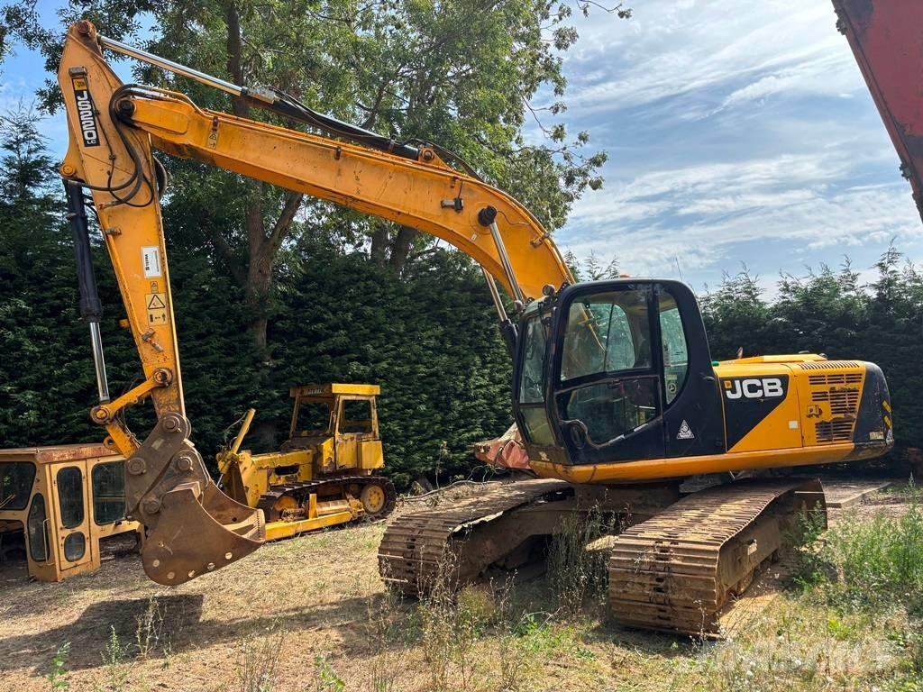JCB JS 220 LC Гусеничні екскаватори