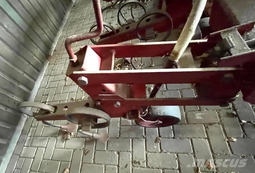 Becker schoffel Інші землеоброблювальні машини і додаткове обладнання