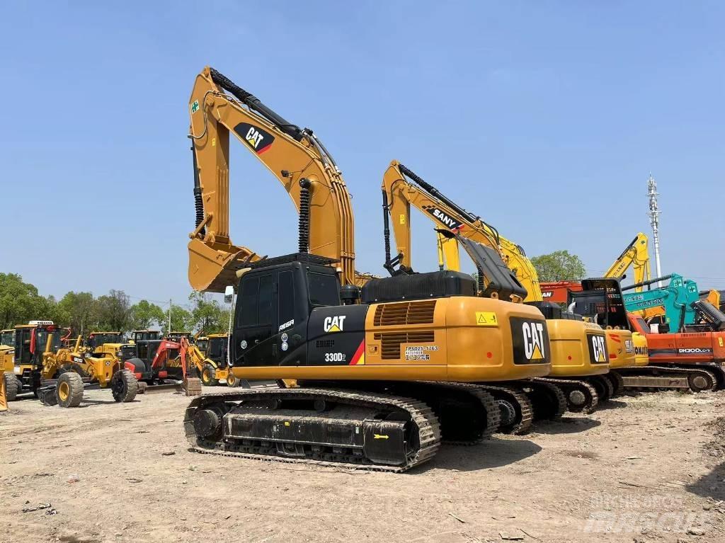 CAT 330D2 Гусеничні екскаватори