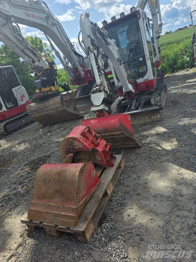 Takeuchi TB 320 Міні-екскаватори < 7т