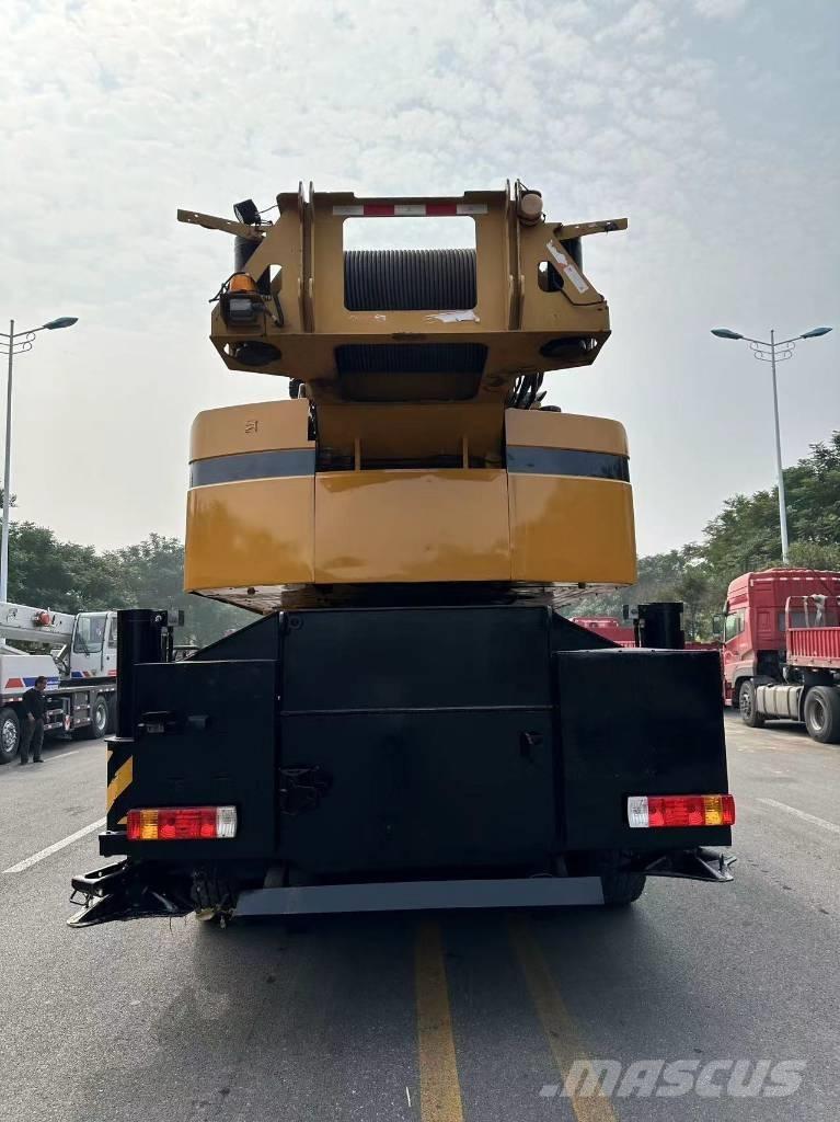 Sany STC1000T автокрани