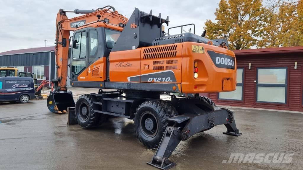 Doosan DX 210 W - 5 Колісні екскаватори