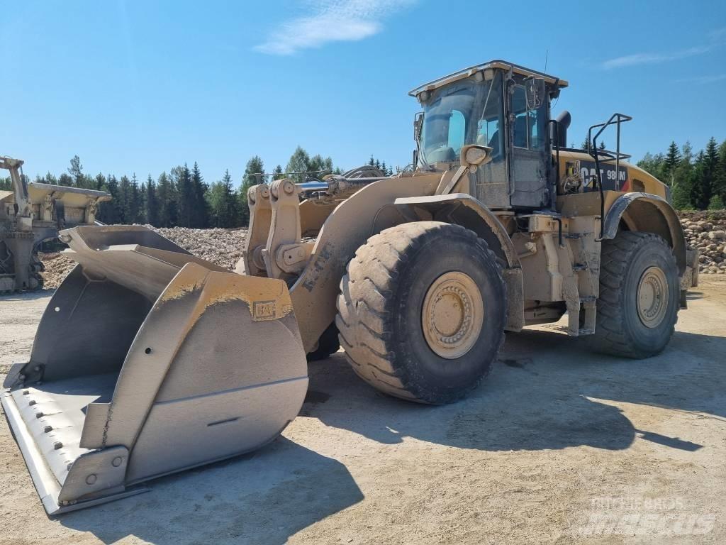 CAT 980M Фронтальні навантажувачі