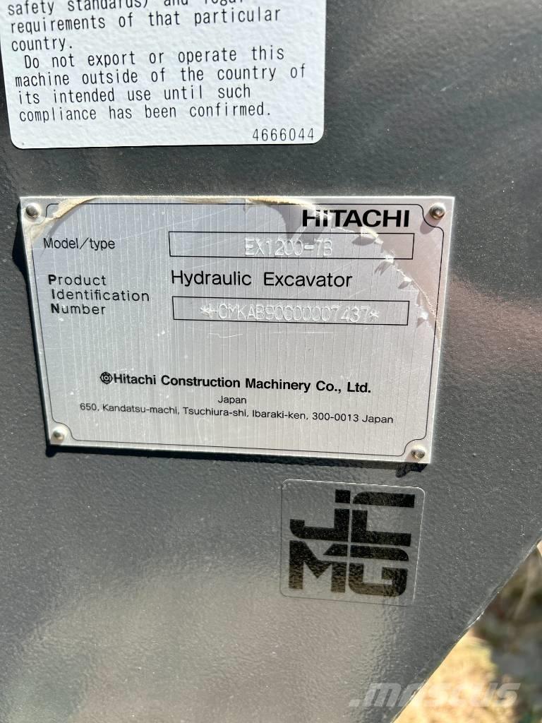 Hitachi EX 1200-7B Гусеничні екскаватори