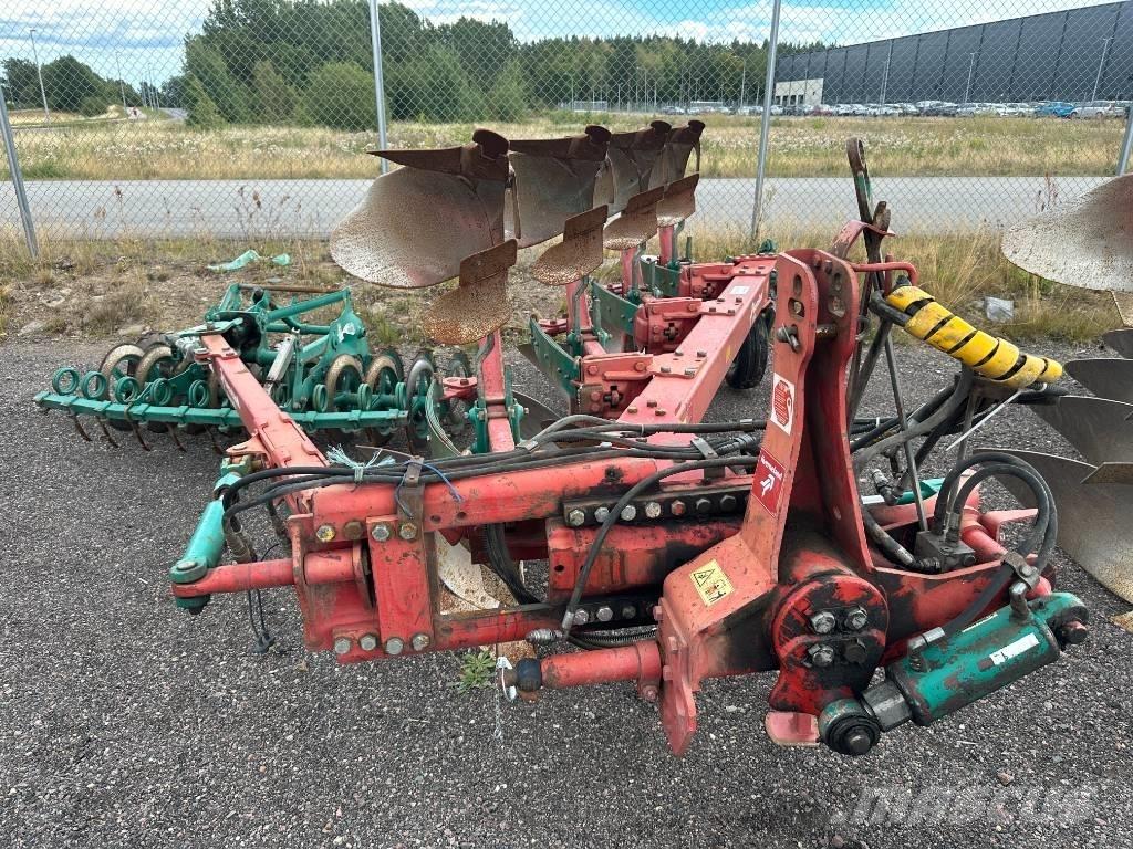 Kverneland EM85 Реверсивні плуги